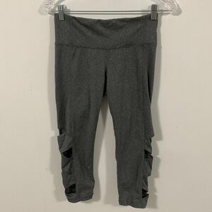 Champion cropped leggings with fancy legs, see measurements